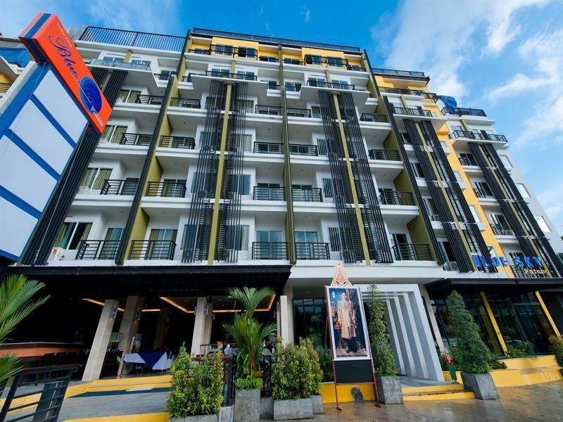Hotel Tuana Blue Sky Patong Esterno foto